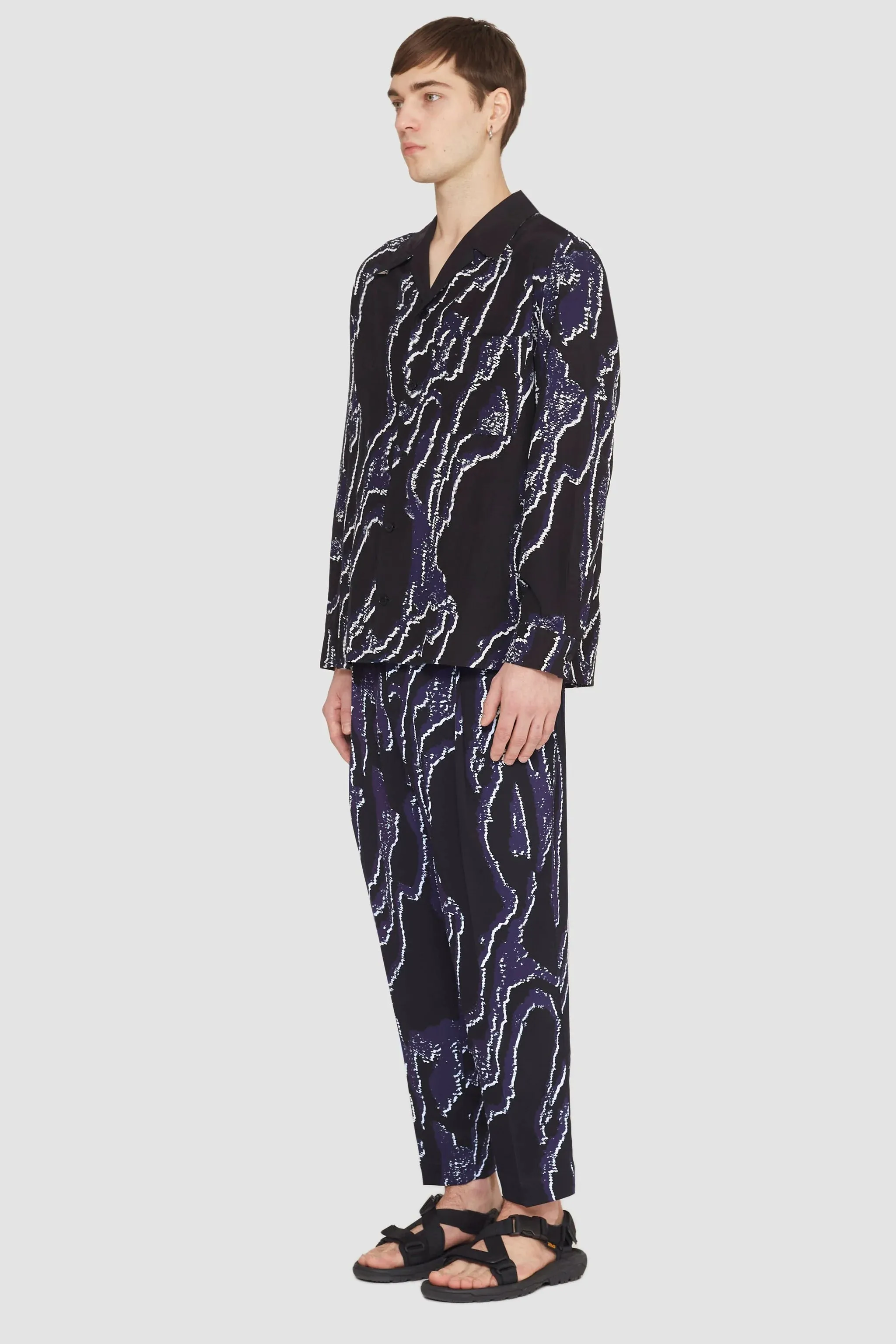 Printed Single Pleat Tapered Trouser