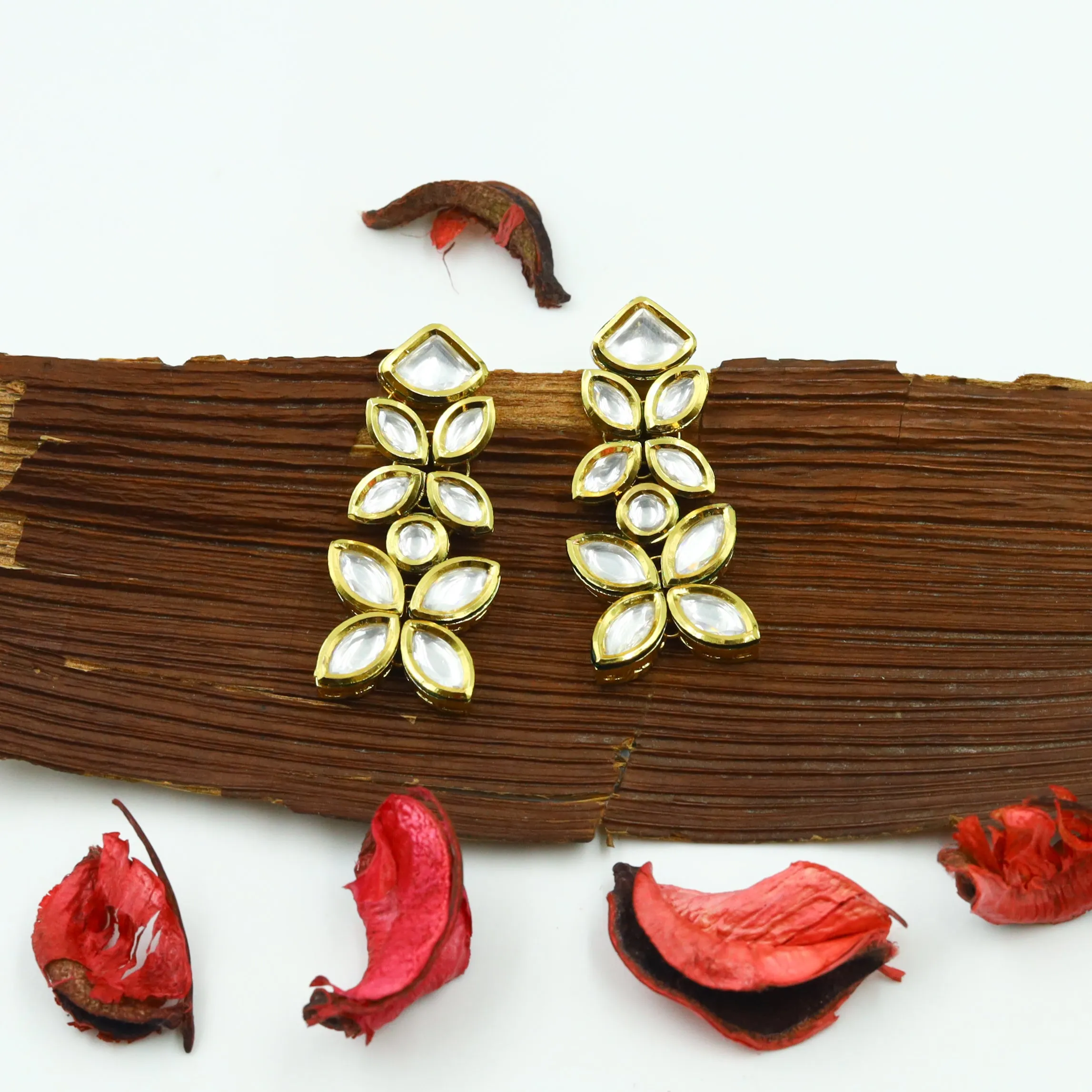 Round Neck Kundan Necklace Set 12188-28