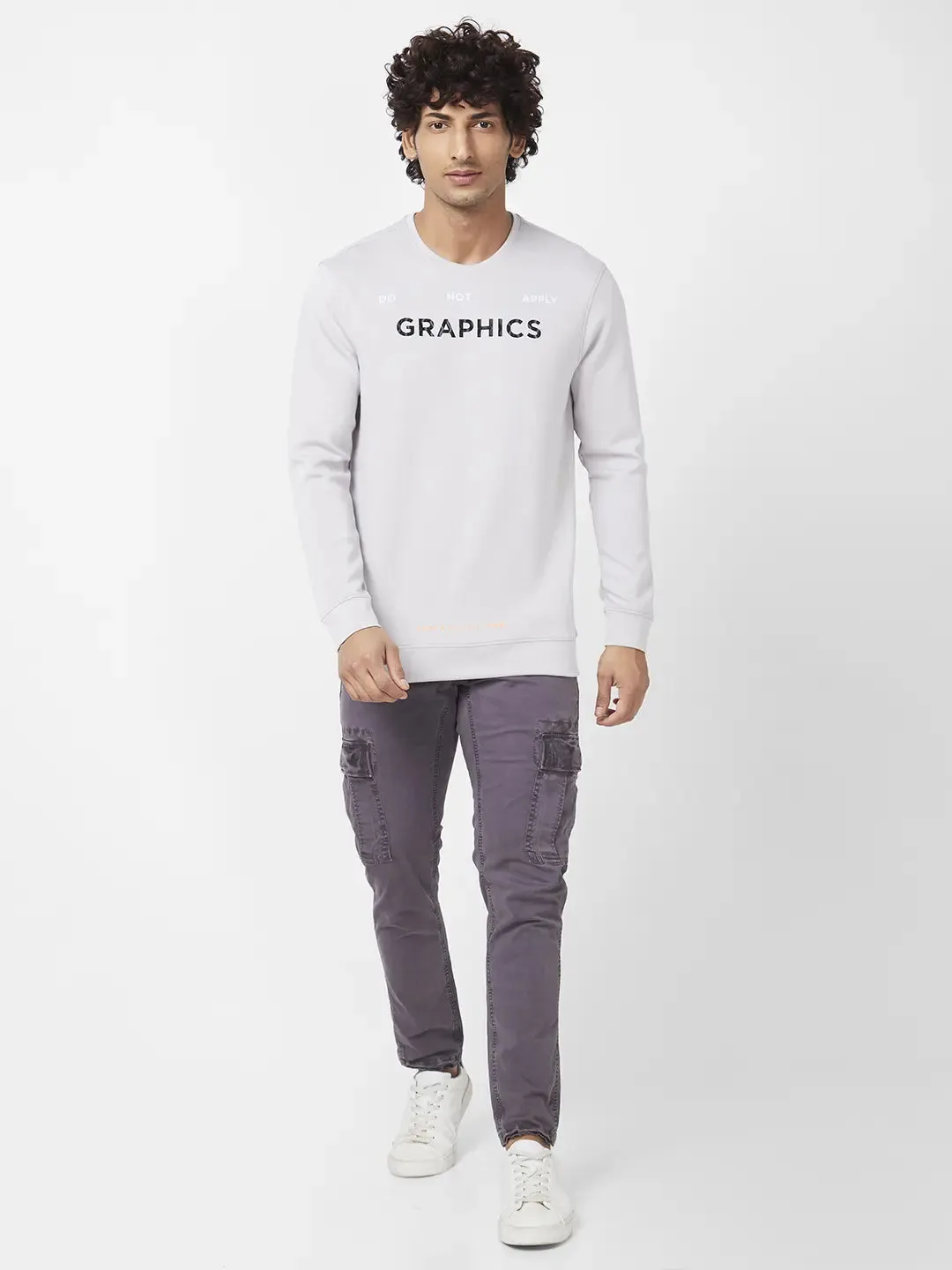 Spykar Men Grey Blended Slim Fit Full Sleeve Round Neck Plain Sweatshirt