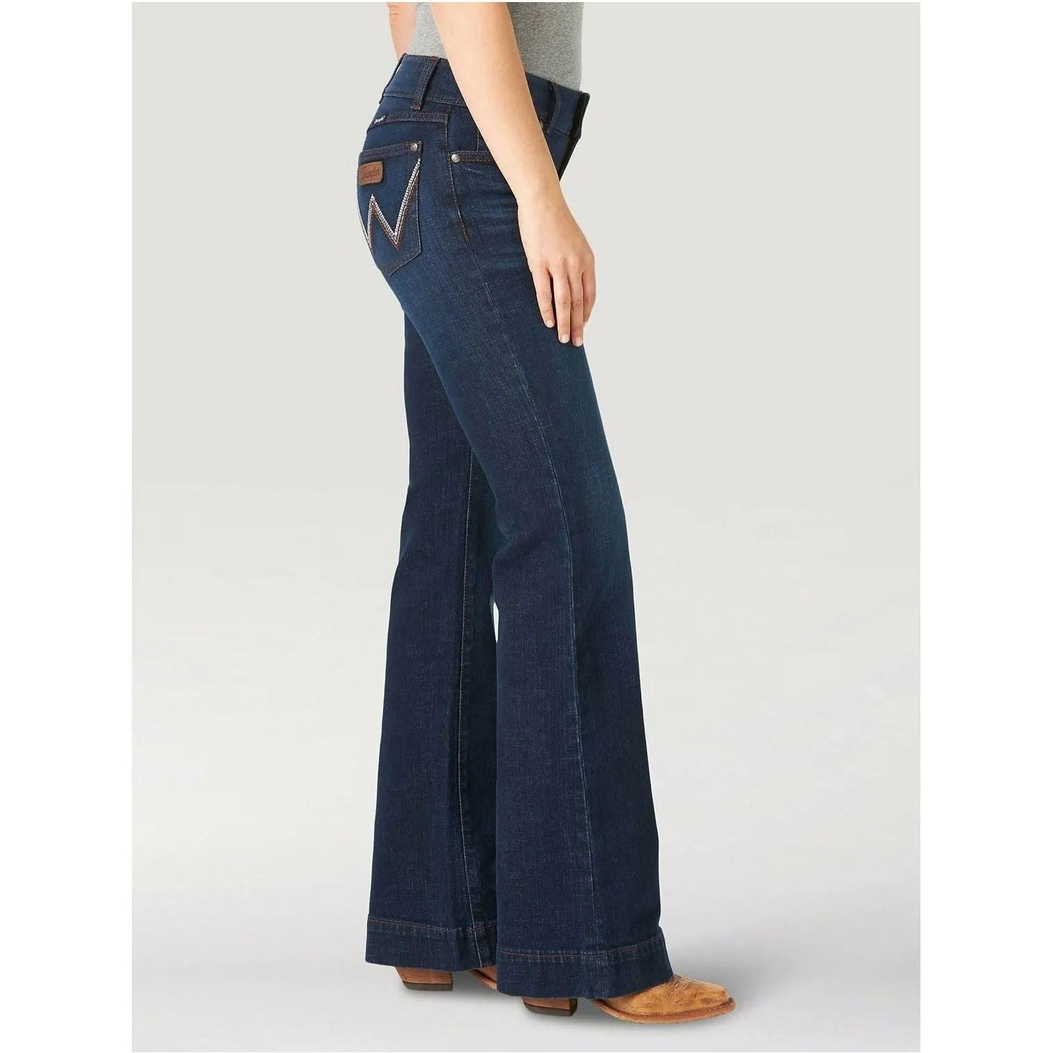 WOMEN'S WRANGLER RETRO® MAE WIDE LEG TROUSER JEAN IN QUINN